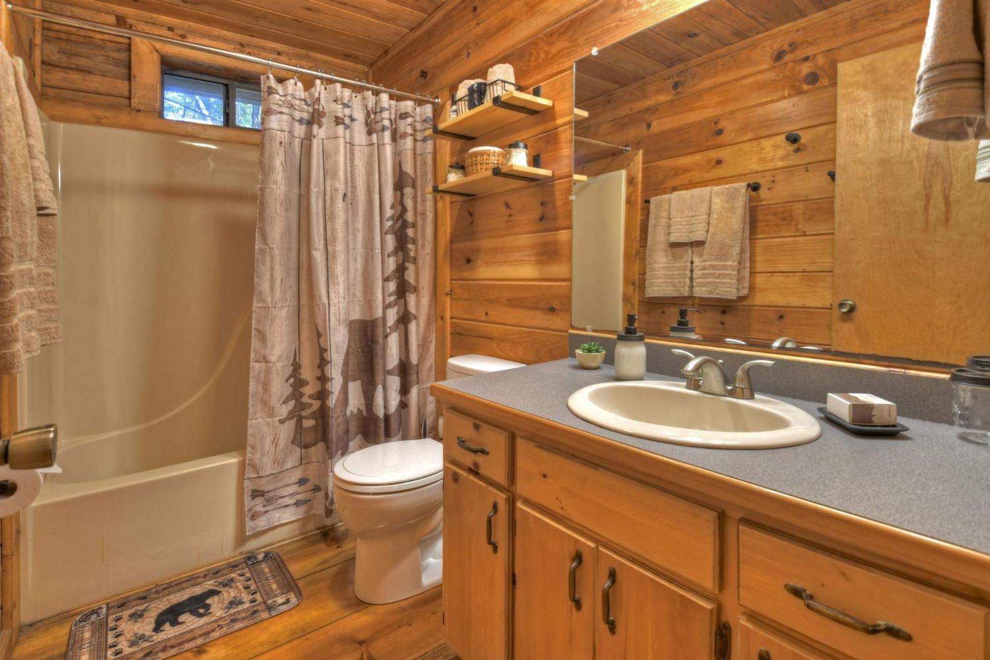 Hygge Haus Rustic Charm Cozy Beds And A Serene Location Ellijay Exterior photo